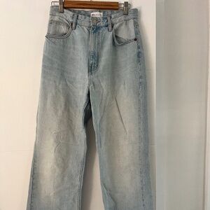 ZARA High Rise Straight Leg Jeans | Light Wash | Raw Hem | Size 8